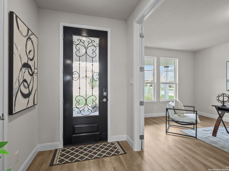 Furnished interior view inside a new home in Ladera, San Antonio (Image 7).