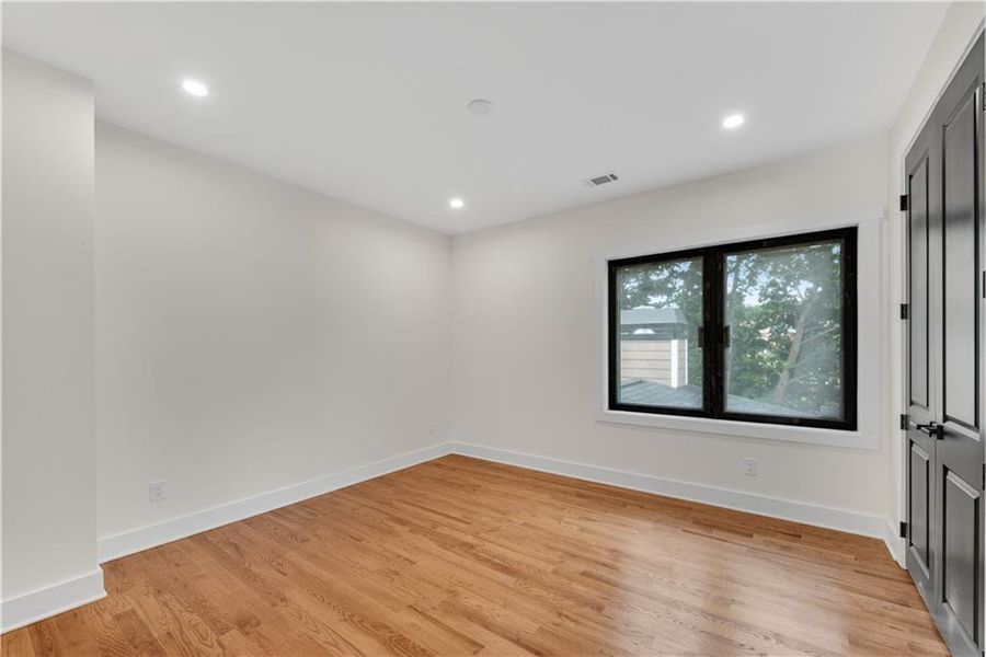 Spacious, unfurnished interior of a new home in , Marietta (Image 49). Spacious, unfurnished interior of a new home in , Marietta (Image 49).
