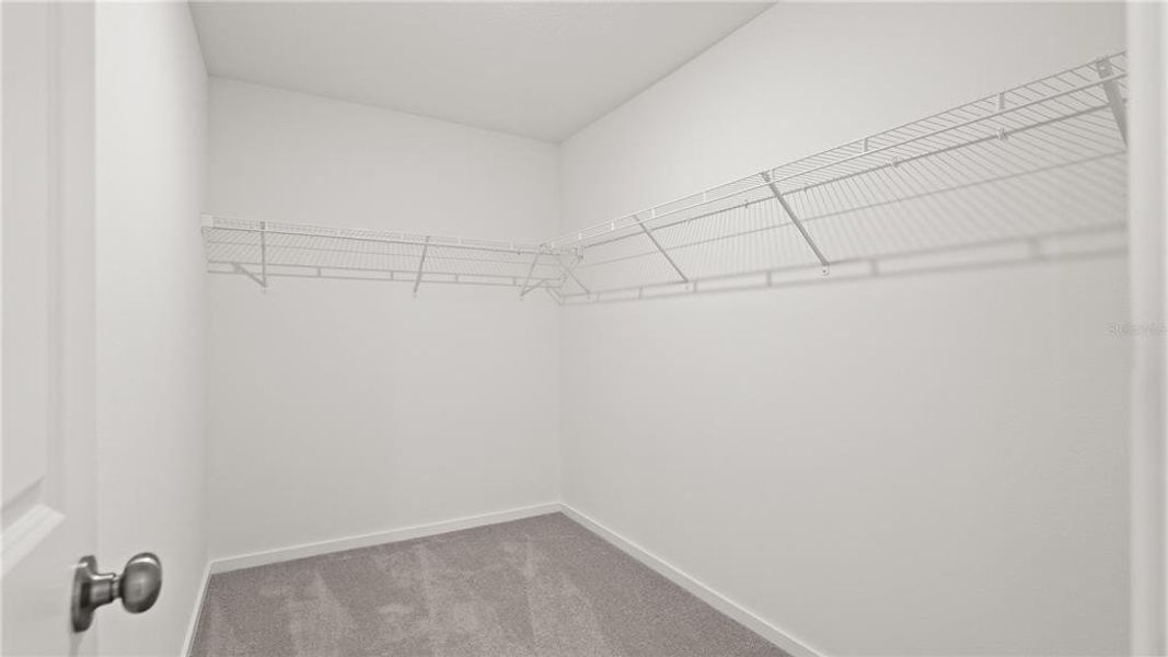 Spacious, unfurnished interior of a new home in , Lake Wales (Image 13).