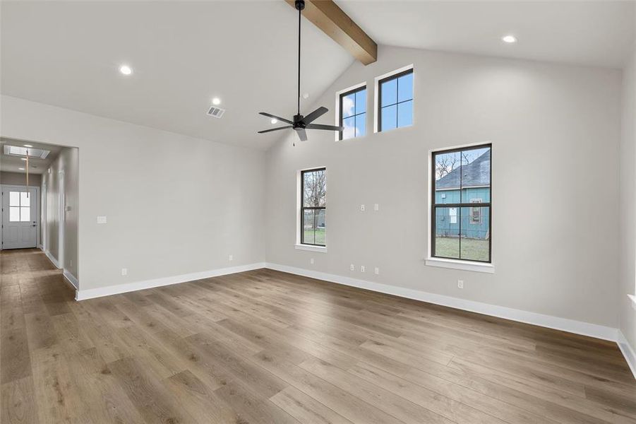 Spacious, unfurnished interior of a new home in , Waco (Image 13). Spacious, unfurnished interior of a new home in , Waco (Image 13).