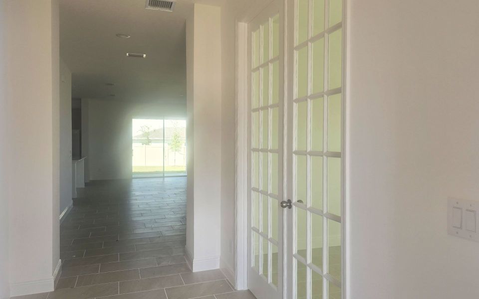 Convenient Den/Office in Central Florida Home