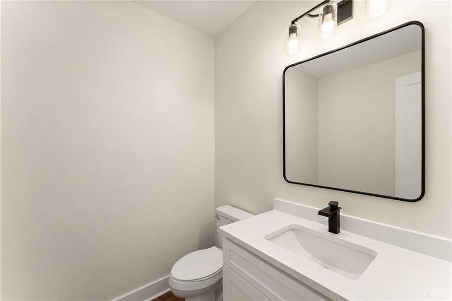 Furnished interior view inside a new home in , Gainesville (Image 5).