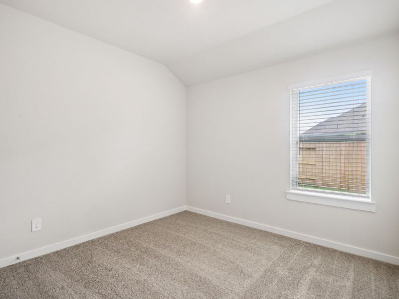 Spacious, unfurnished interior of a new home in Riviera Pines - Classic Series, Huffman (Image 12).