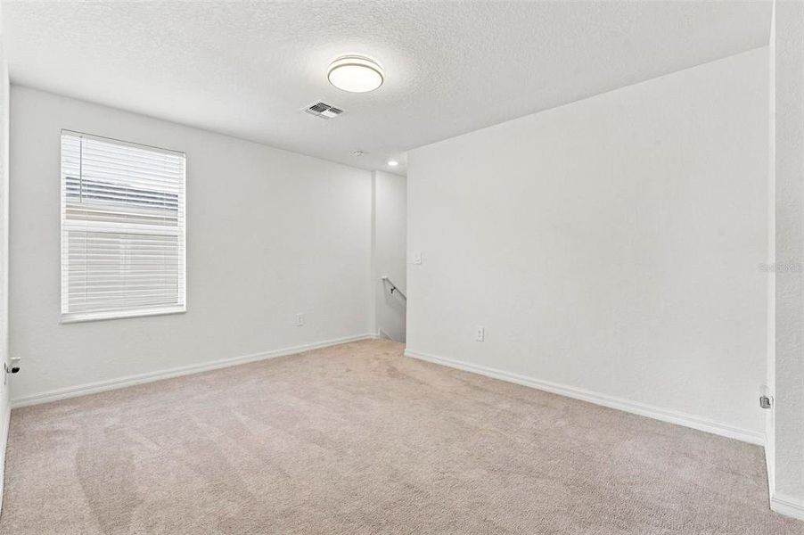 Spacious, unfurnished interior of a new home in Aurora at Lakewood Ranch, Bradenton (Image 25). Spacious, unfurnished interior of a new home in Aurora at Lakewood Ranch, Bradenton (Image 25).