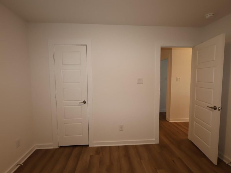 Spacious, unfurnished interior of a new home in Summerview, Fulshear (Image 6).