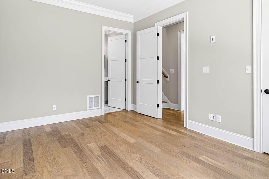 1616 River Bend Ln interior-27