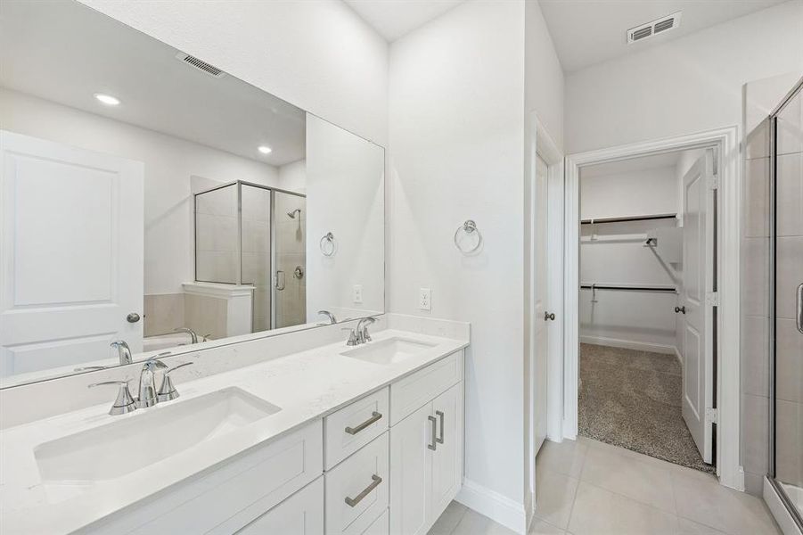 Furnished interior view inside a new home in Venetian, Weston (Image 10).