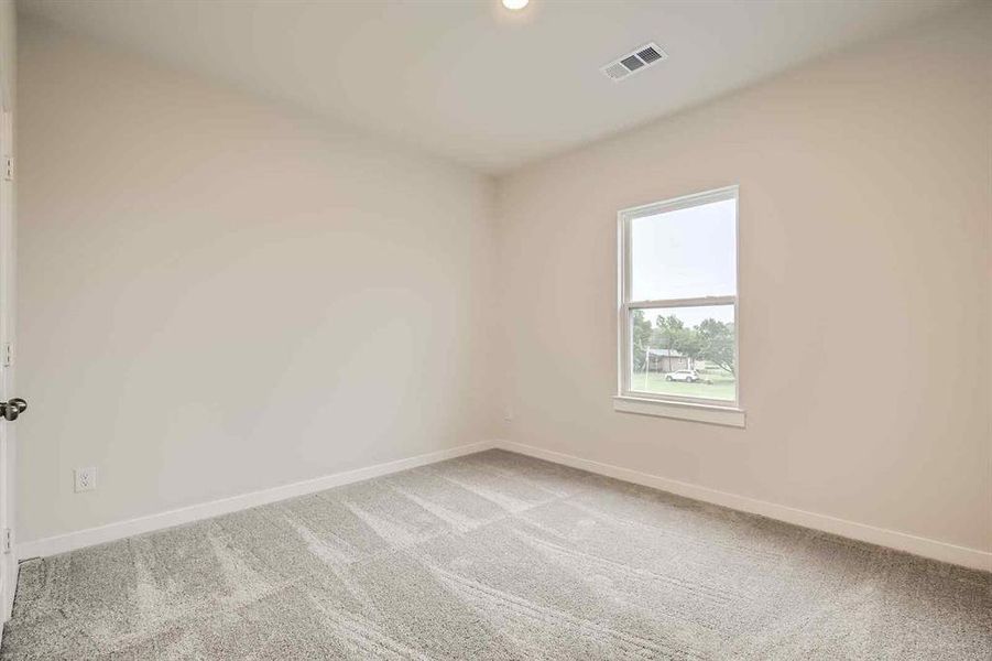 Spacious, unfurnished interior of a new home in Prestige Collection at Overland Grove, Forney (Image 9).