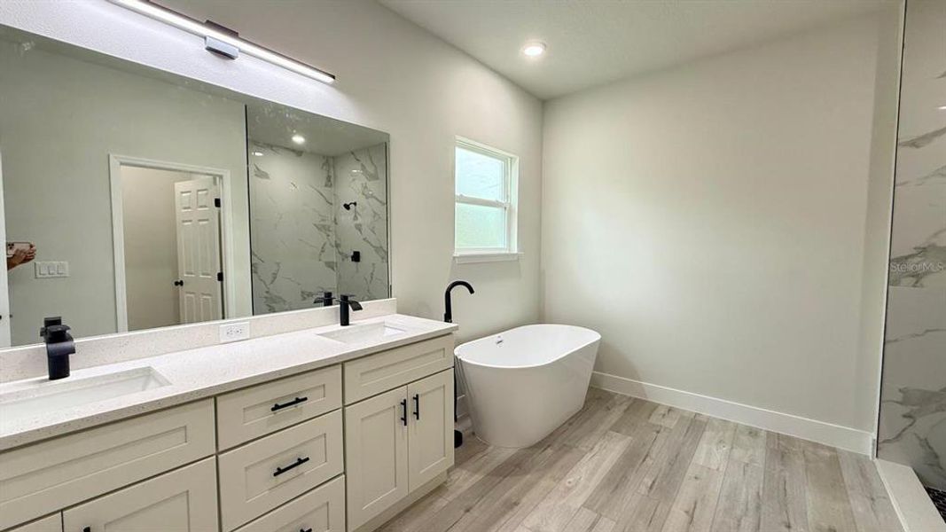 Furnished interior view inside a new home in , Ocala (Image 12).