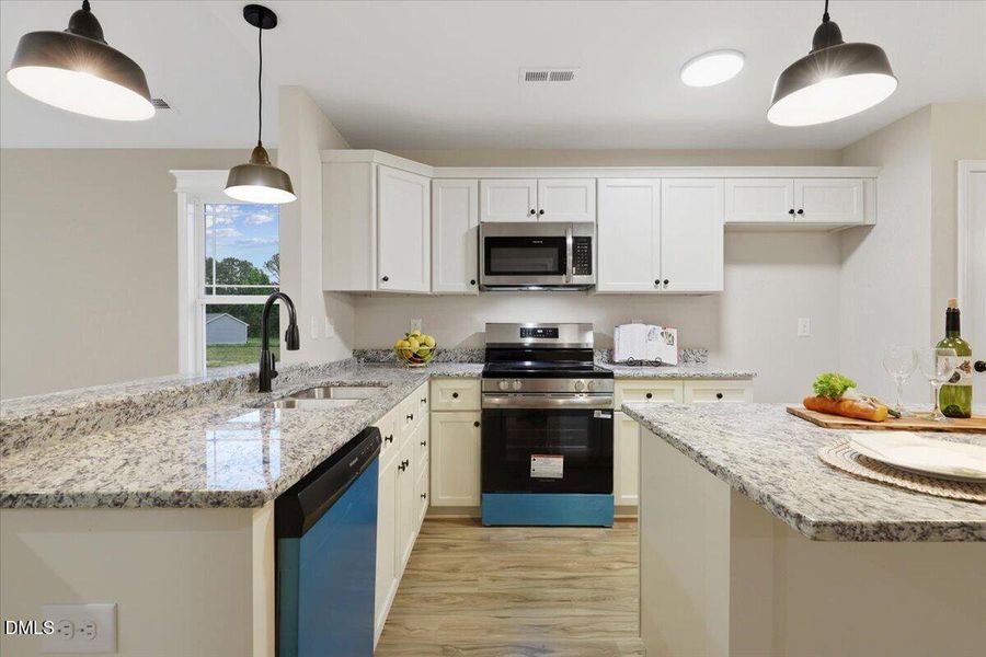 26-52 Grace Pond Ave-26 26-52 Grace Pond Ave-26