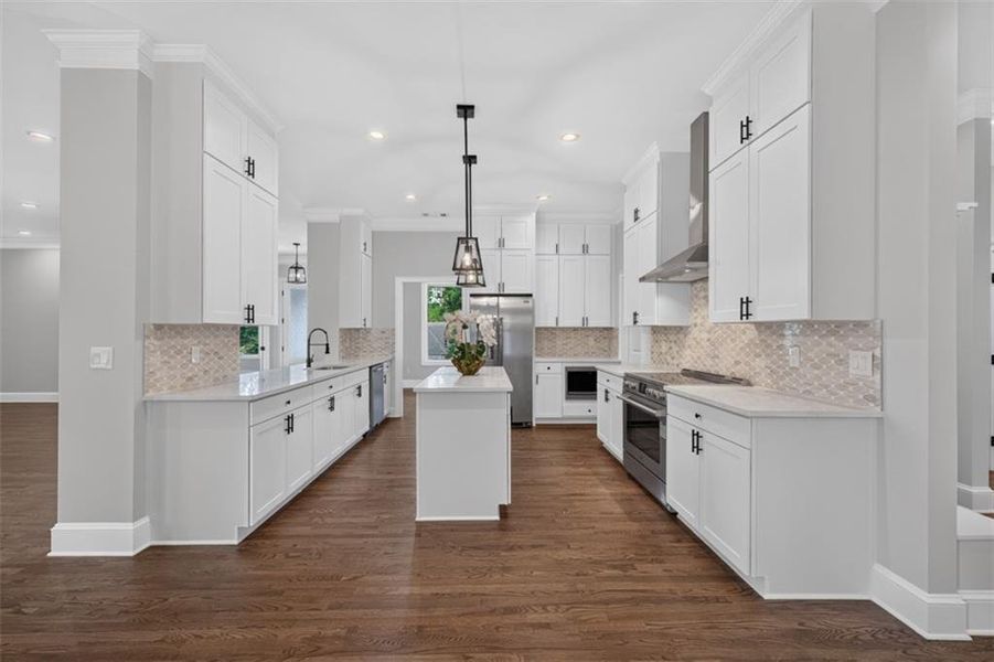 Furnished interior view inside a new home in , Hoschton (Image 12).