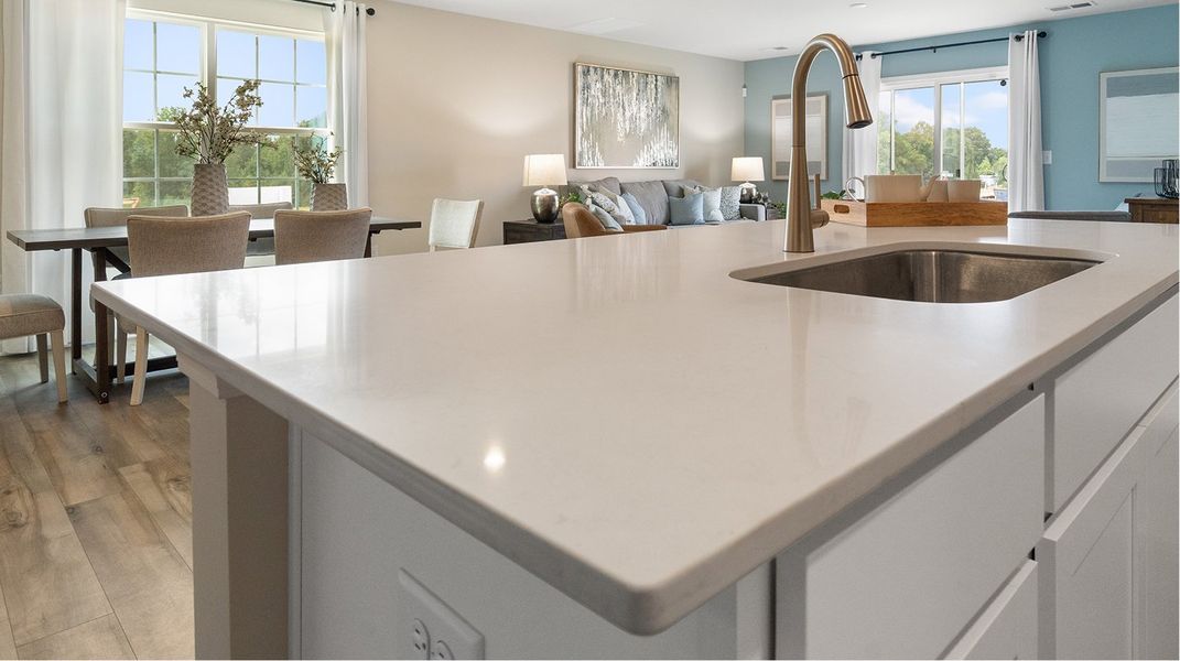 Pic Ei Kitchen Countertop Quartz 082625