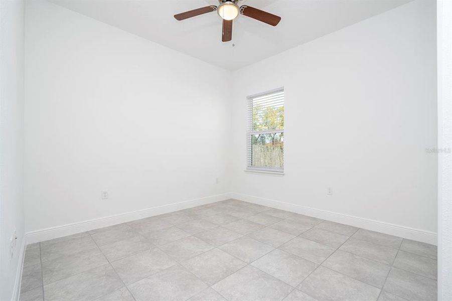 Spacious, unfurnished interior of a new home in , Ocala (Image 43).