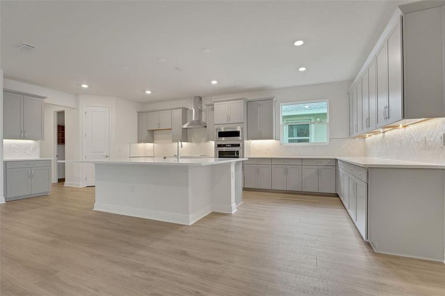 Furnished interior view inside a new home in Seaire, Parrish (Image 9).