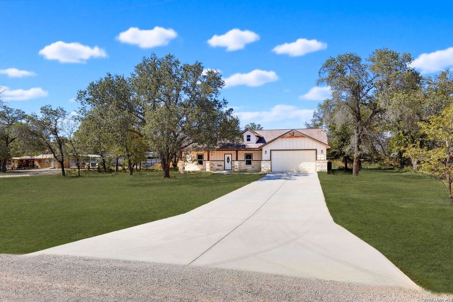 Image 35 of a home in .