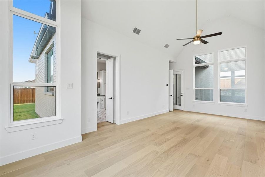 Spacious, unfurnished interior of a new home in Mosaic, Celina (Image 21). Spacious, unfurnished interior of a new home in Mosaic, Celina (Image 21).