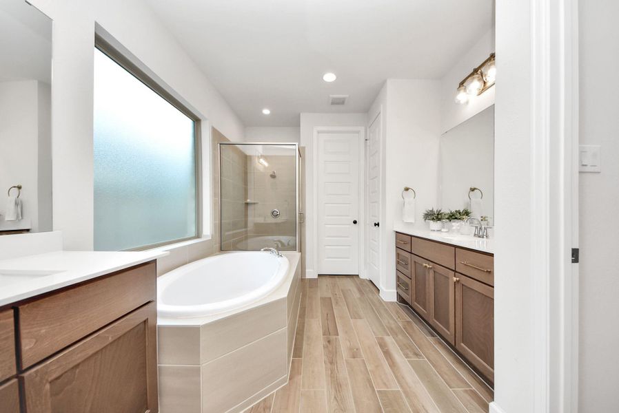 Furnished interior view inside a new home in , Magnolia (Image 27).