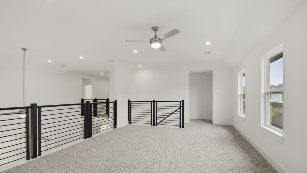 Spacious, unfurnished interior of a new home in Hills of Westlake, Conroe (Image 22).