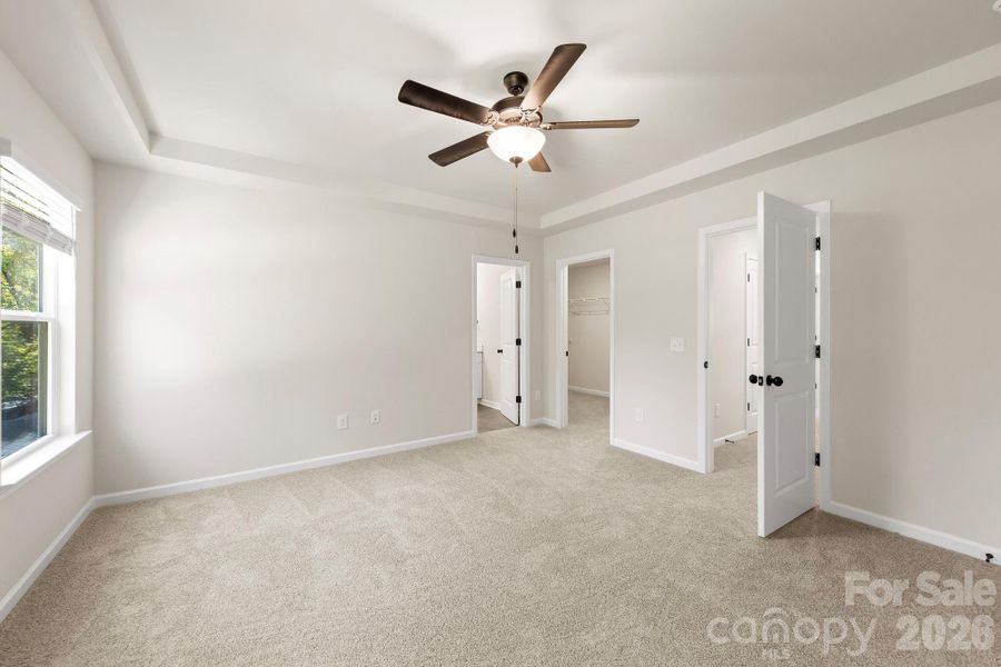 Spacious, unfurnished interior of a new home in , Charlotte (Image 26).