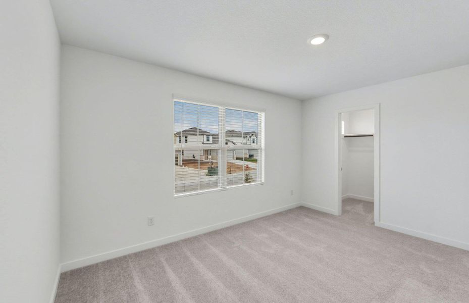 Spacious, unfurnished interior of a new home in Sonterra, Jarrell (Image 20).