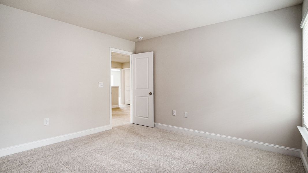 Spacious, unfurnished interior of a new home in Shell Pointe, Gilbert (Image 29). Spacious, unfurnished interior of a new home in Shell Pointe, Gilbert (Image 29).