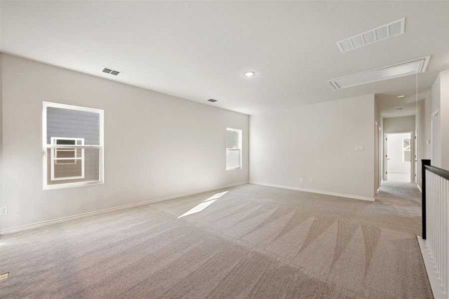 Spacious, unfurnished interior of a new home in , Dripping Springs (Image 37). Spacious, unfurnished interior of a new home in , Dripping Springs (Image 37).