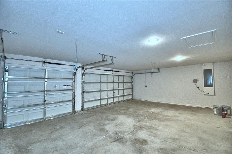 Spacious, unfurnished interior of a new home in Cadence Crossing, Auburndale (Image 23).