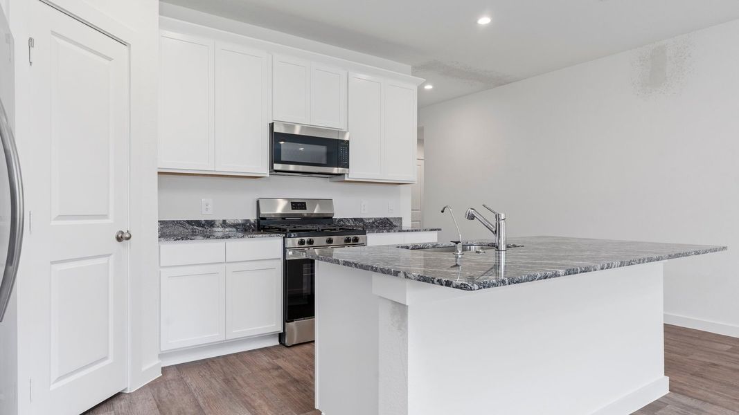 Representative furnished interior of a home built from the Cali by D.R. Horton in Tamarron, Brookshire (Image 8). Representative furnished interior of a home built from the Cali by D.R. Horton in Tamarron, Brookshire (Image 8).