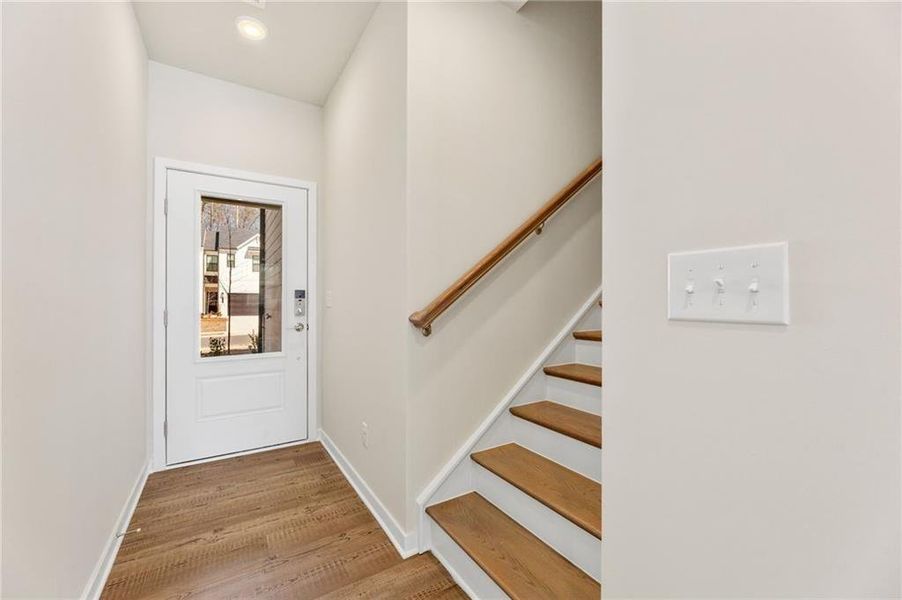 Spacious, unfurnished interior of a new home in Sherwood Square, Flowery Branch (Image 16).