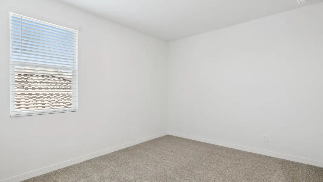 Spacious, unfurnished interior of a new home in El Cidro, Goodyear (Image 42).