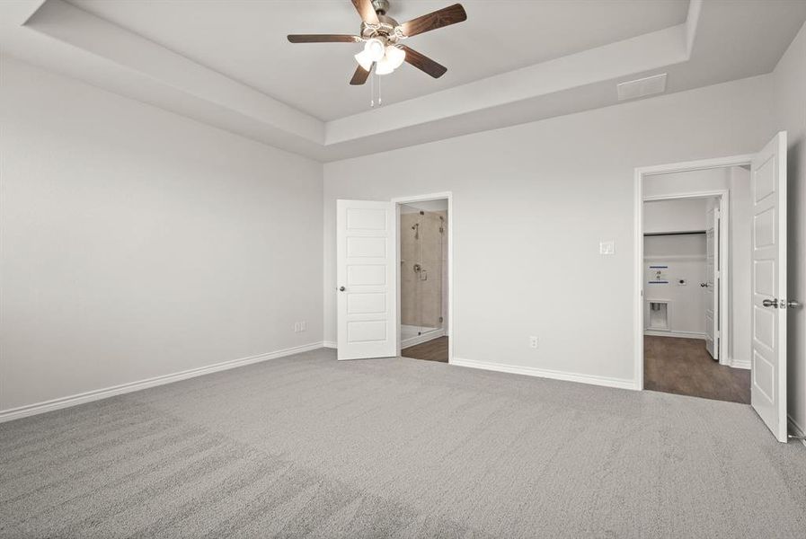 Spacious, unfurnished interior of a new home in Rocky Creek Crossing, Fort Worth (Image 16). Spacious, unfurnished interior of a new home in Rocky Creek Crossing, Fort Worth (Image 16).