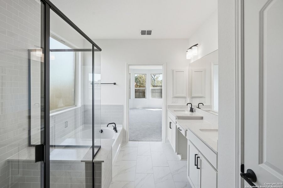 Furnished interior view inside a new home in Legacy at Lake Dunlap, New Braunfels (Image 8). Furnished interior view inside a new home in Legacy at Lake Dunlap, New Braunfels (Image 8).