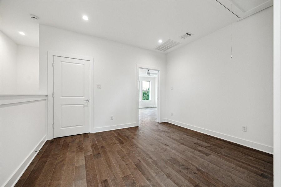 Upstairs GAMEROOM/BONUS ROOM * On the Third Floor * Between the Primary Bedroom and a Secondary Bedroom.