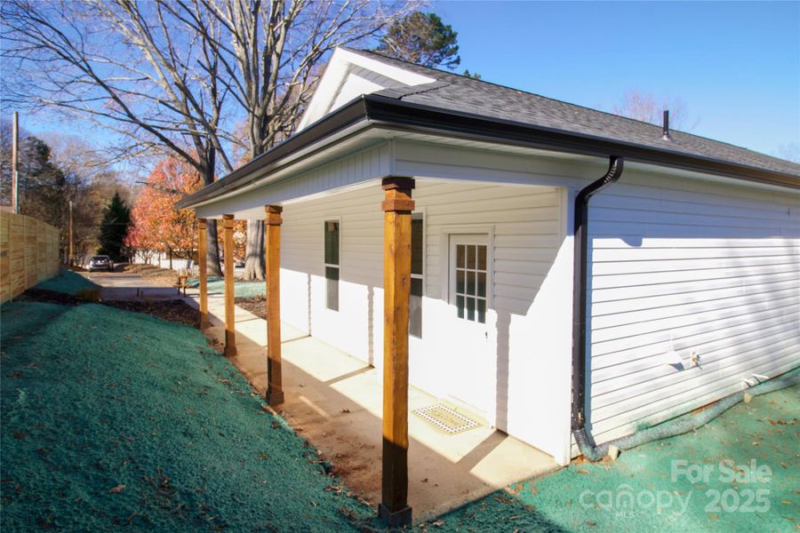 Exterior details and patio area of a home in , Kannapolis (Image 13).