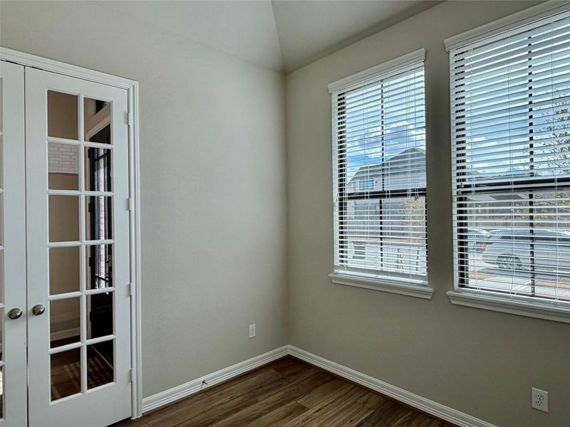 Spacious, unfurnished interior of a new home in StoneCreek Estates, Richmond (Image 19).