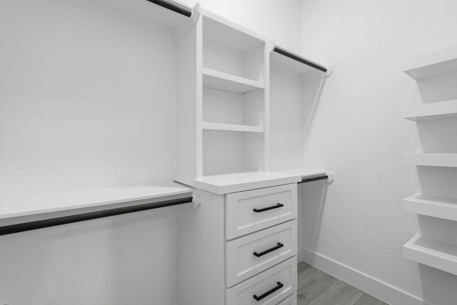 Custom closets in ALL secondary bedrooms! Custom closets in ALL secondary bedrooms!