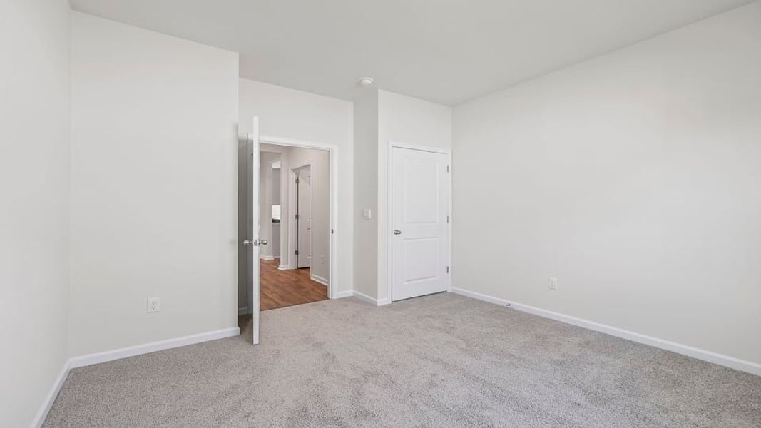 Spacious, unfurnished interior of a new home in Durbin Meadows Traditions, Fountain Inn (Image 20). Spacious, unfurnished interior of a new home in Durbin Meadows Traditions, Fountain Inn (Image 20).