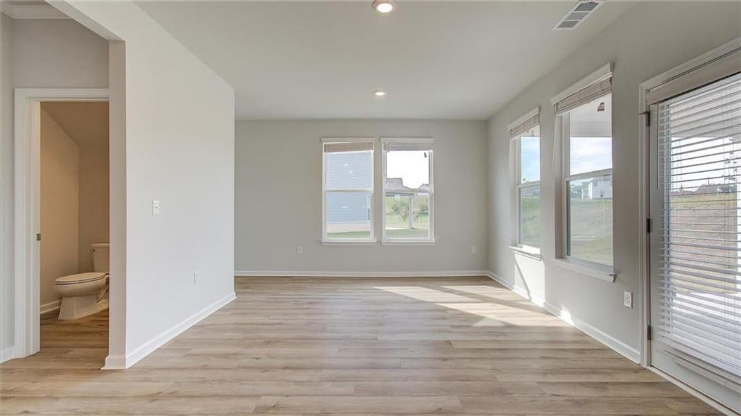 Spacious, unfurnished interior of a new home in Brighton, Locust Grove (Image 25).