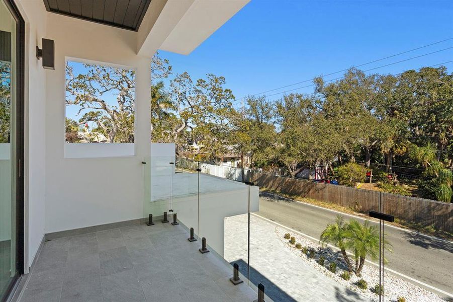 Exterior details and patio area of a home in , Sarasota (Image 3).