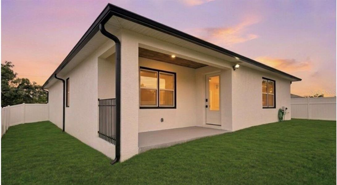 Exterior details and patio area of a home in , Davenport (Image 17).