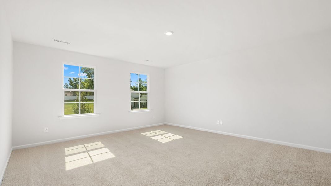 Spacious, unfurnished interior of a new home in Mount Hope Estates, Winston-Salem (Image 17).