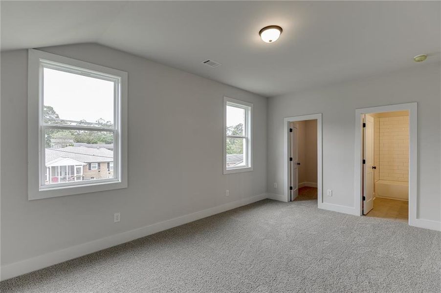 Spacious, unfurnished interior of a new home in , Buford (Image 40).