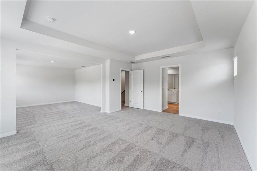 Spacious, unfurnished interior of a new home in Parkview Estates, South Fulton (Image 24).