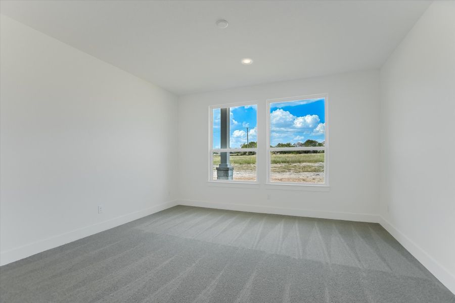 Representative unfurnished interior of a home built from the Vanderpool II by Giddens Homes in Whispering Wind, Bertram (Image 83).