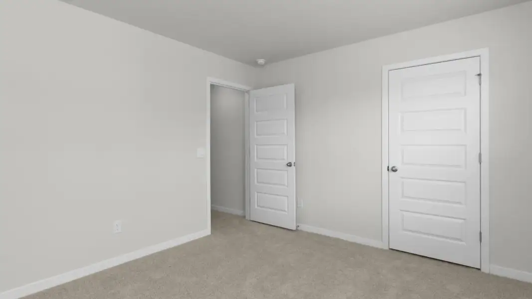 Spacious, unfurnished interior of a new home in Vineyard Trail, Jacksonville (Image 27). Spacious, unfurnished interior of a new home in Vineyard Trail, Jacksonville (Image 27).