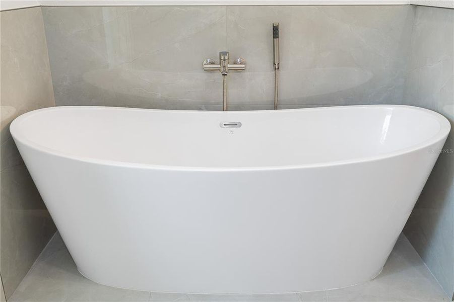 Close-up of interior finishes inside a home in , Port Charlotte (Image 14). Close-up of interior finishes inside a home in , Port Charlotte (Image 14).