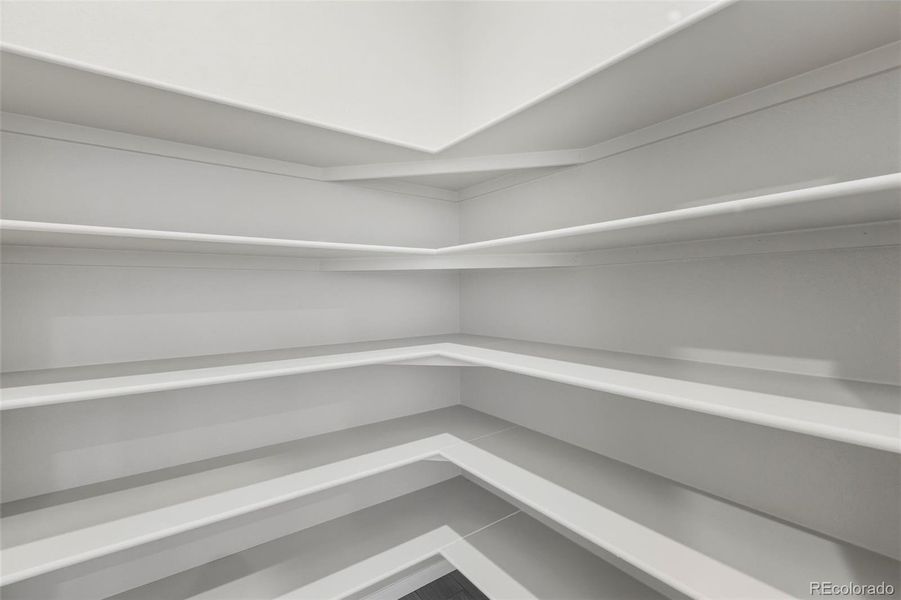 Spacious, unfurnished interior of a new home in Talon Pointe, Thornton (Image 25).