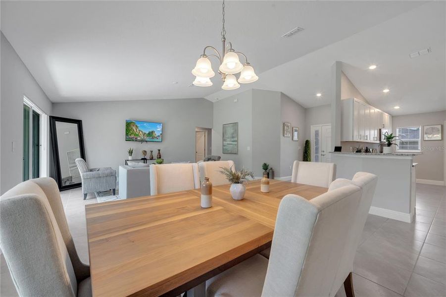 Furnished interior view inside a new home in , Kissimmee (Image 19).