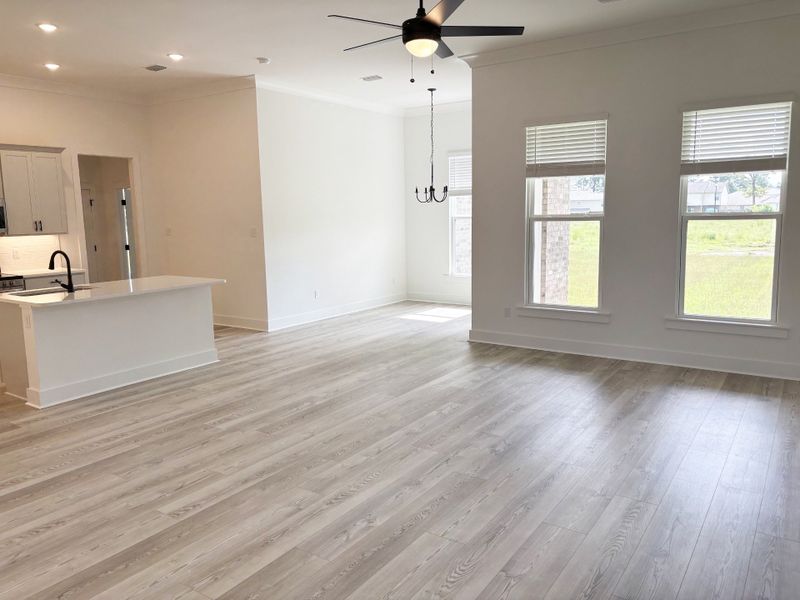 Spacious, unfurnished interior of a new home in Houston Place, Crestview (Image 11).