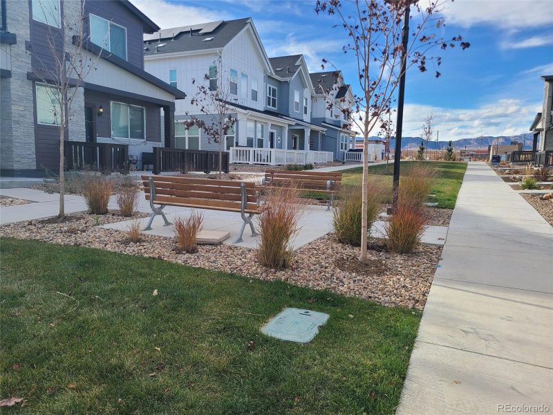 Community amenities in , Arvada (Image 25).